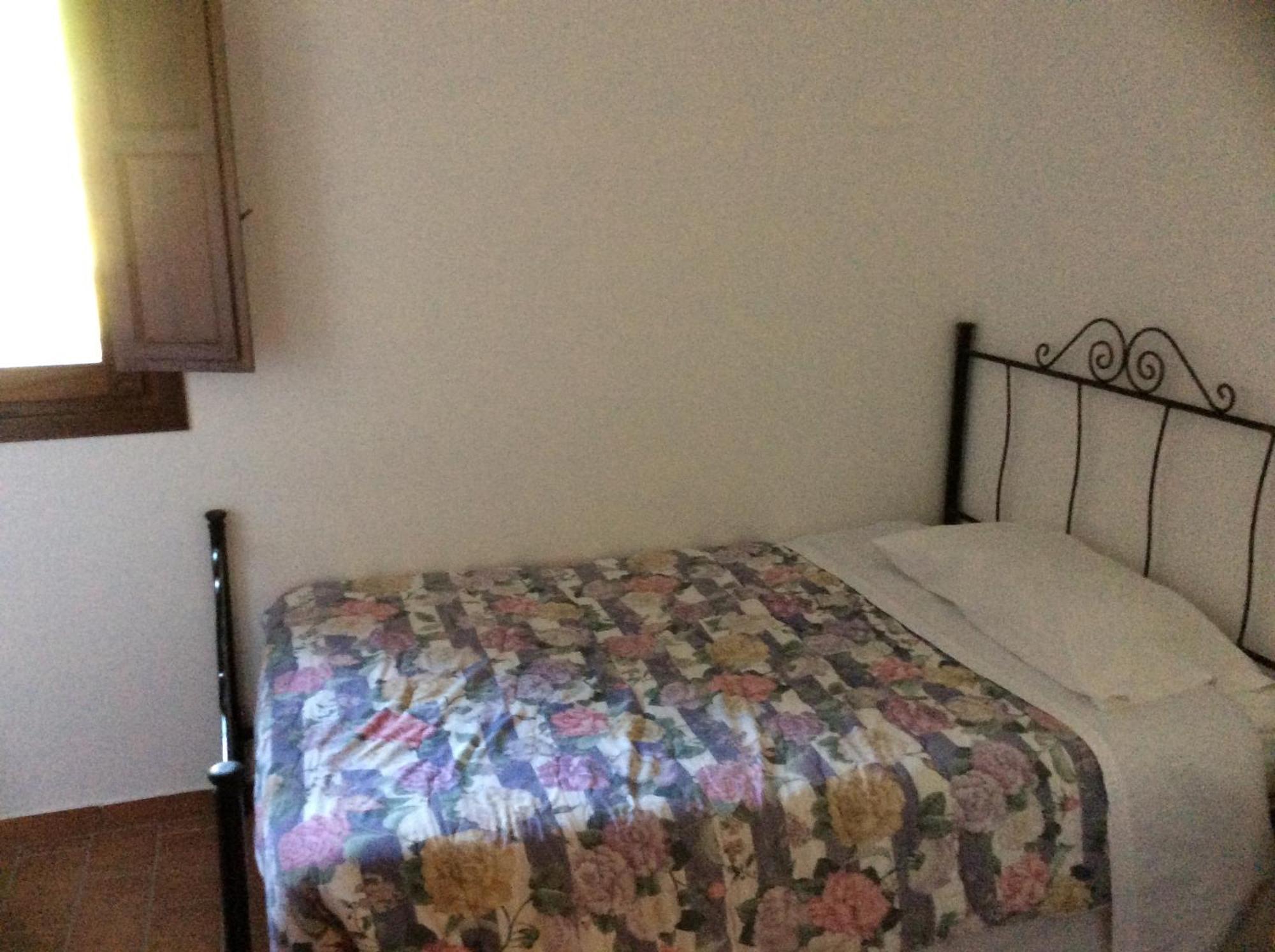 Hotel Il Feudo Dei Pierleoni Celano Habitación foto