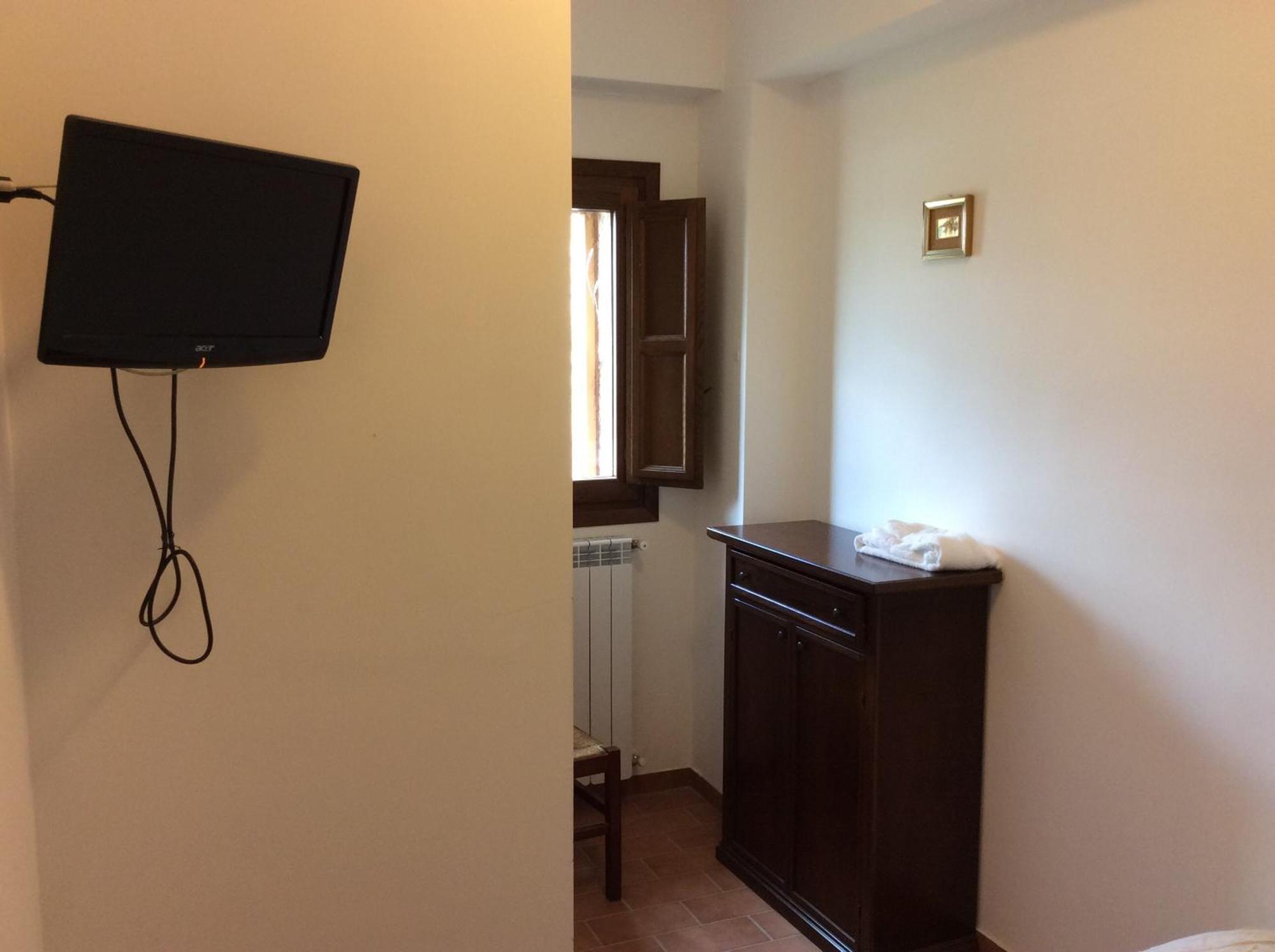 Hotel Il Feudo Dei Pierleoni Celano Habitación foto